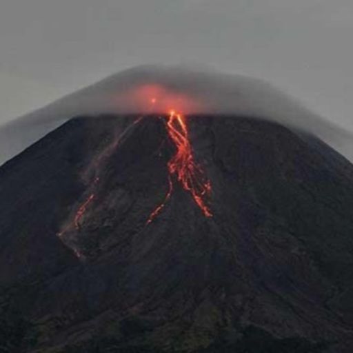 Ep1671: VOV - Tin quốc tế: Indonesia: Núi lửa Merapi phun trào mây nóng xa 5 km, người dân sơ tán cover