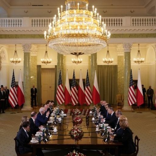 Ep6561: Tin quốc tế - Tổng thống Mỹ khẳng định vơi Tổng thống Ba Lan về sức mạnh và sự đoàn kết của NATO cover