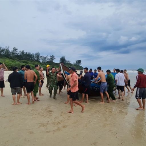 Ep7727: Tin trong nước - Quảng Bình: Giông lốc làm chìm thuyền cá, lúa sắp gặt bị ngã rạp  cover