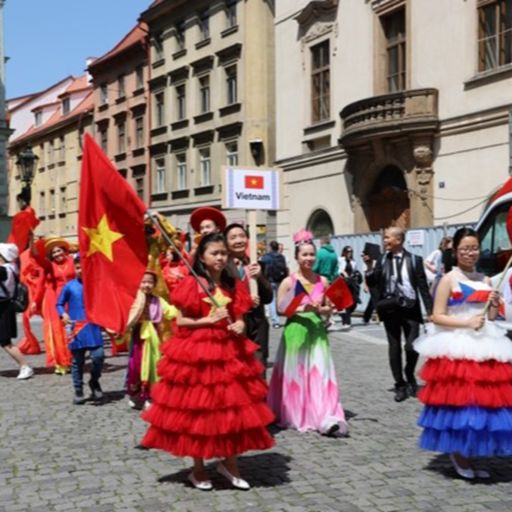 Ep8086: Tin quốc tế - Rực rỡ sắc màu Việt tại Festival các dân tộc thiểu số Cộng hòa Séc  cover