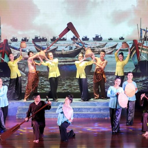 Ep8327: Tin trong nước - Quảng Ninh: Trình diễn show “ca vũ kịch” miễn phí phục vụ người dân, du khách cover