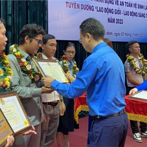 Ep8716: Tin trong nước - Chi hàng chục tỷ đồng chăm lo cho công nhân trong Tháng hành động về an toàn vệ sinh lao động cover