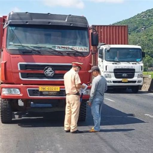 Ep8906: Tin trong nước - Giải pháp nào hạn chế xe chở vật liệu xây dựng quá tải, quá khổ ở Phú Yên cover