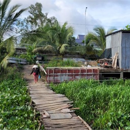 Ep9947: Tin trong nước - Tiền Giang: Công trình xây cầu ngưng trệ, người dân phải qua cầu khỉ kém an toàn cover