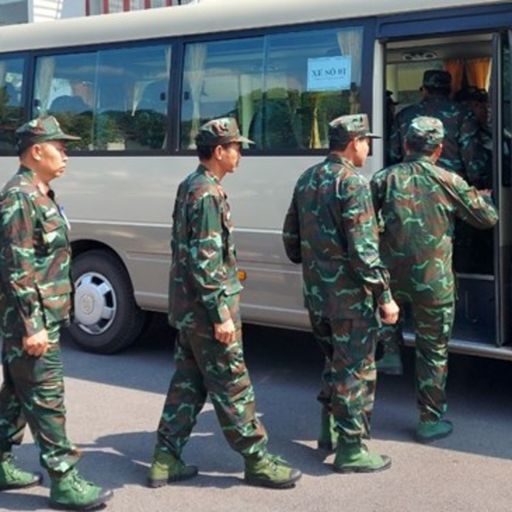 Ep6991: Tin trong nước - 19 kiểm định viên quân đội hỗ trợ các trung tâm đăng kiểm ở phía Nam image