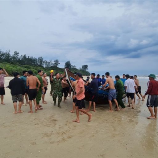 Ep7727: Tin trong nước - Quảng Bình: Giông lốc làm chìm thuyền cá, lúa sắp gặt bị ngã rạp  image