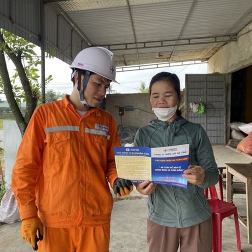 Ep7797: Tin trong nước - Công ty Điện lực Hà Tĩnh đẩy mạnh tuyên truyền phòng chống cháy, nổ trong thời tiết nắng nóng cực đoan image