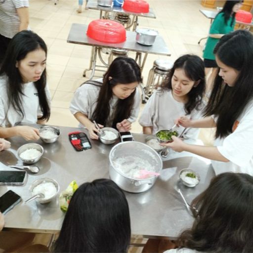 Ep8577: Tin trong nước - Lạng Sơn: Nấu cháo đêm tiếp sức cho các sỹ tử image