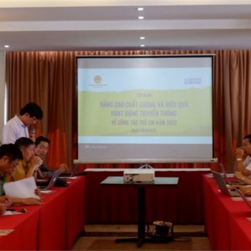 Ep8580: Tin trong nước - Bảo vệ trẻ em từ không gian mạng đến thực tiễn trong cuộc sống  image