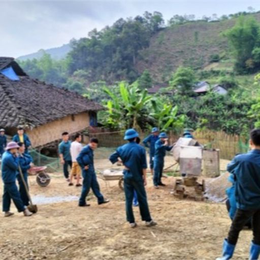Ep8809: Tin trong nước - Yên Bái: Xác minh, làm rõ việc người dân thôn đặc biệt khó khăn phải viết giấy vay tiền làm đường image