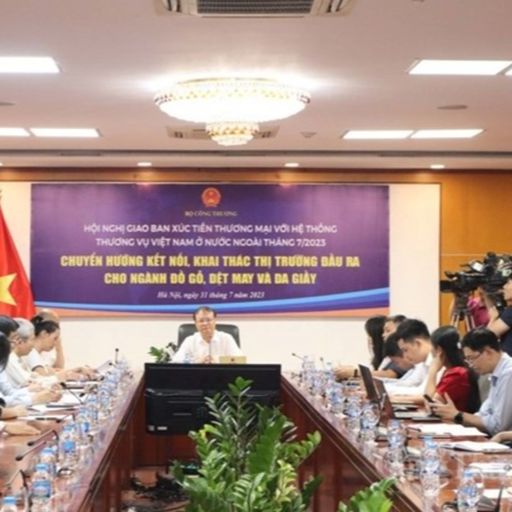 Ep9119: Tin trong nước - Tìm giải pháp gỡ khó cho xuất khẩu mặt hàng đồ gỗ, dệt may và da giày image