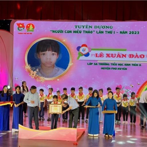 Ep9607: Tin trong nước - Hà Nội tuyên dương 110 “Người con hiếu thảo” lần thứ nhất  image