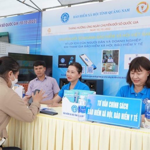 Ep9727: Tin trong nước - BHXH Việt Nam đẩy mạnh chi trả các chế độ BH không dùng tiền mặt  image